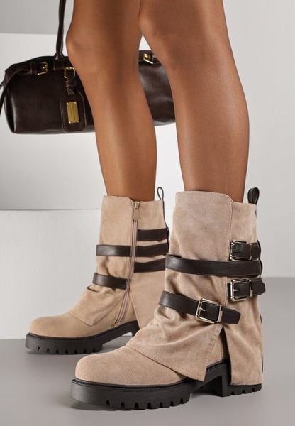 Ciemnobeżowe Botki Typu Bikery z Wywiniętą Cholewką z Klamrami Selora. Brązowe botki damskie Born2be, z jeansu, biznesowe, bez obcasa, na płaskiej podeszwie, bez zapięcia. Za 169.99 zł.