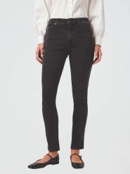 Wrangler Dżinsy - Slim fit - w kolorze czarnym rozmiar: W30/L32. Czarne jeansy damskie Wrangler. Za 170.87 zł.