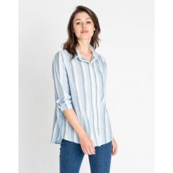 LEE ONE POCKET SHIRT DAMSKA KOSZULA PASKI SKY BLUE L46KUGLM 112110943. Niebieskie koszule damskie Lee, l, bez wzorów, bez kołnierzyka, bez ramiączek. Za 129.99 zł.