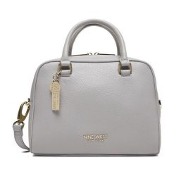 Torebka Nine West. Niebieskie torebki klasyczne damskie Nine West, bez dodatków. Za 349.99 zł.