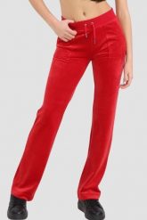 JUICY COUTURE Czerwone damskie spodnie welurowe Del Ray Pocket Pant, Rozmiar XS. Czerwone spodnie dresowe damskie Juicy Couture, bez wzorów, z dresówki. W wyprzedaży za 323.99 zł.