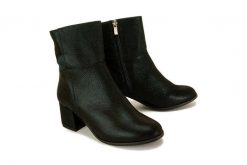 LANQIER 43C768 zielony brokat, botki damskie. Zielone botki damskie Lanqier, na zimę, z polaru, bez obcasa, na obcasie, bez zapięcia. Za 495.00 zł.