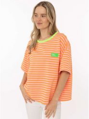 Zwillingsherz Koszulka w kolorze pomarańczowym rozmiar: onesize. Pomarańczowe bluzki damskie Zwillingsherz, bez wzorów, bez kołnierzyka, bez ramiączek. Za 159.95 zł.