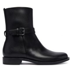 Botki ECCO. Czarne botki damskie ECCO, bez obcasa, na płaskiej podeszwie, bez zapięcia. Za 799.99 zł.