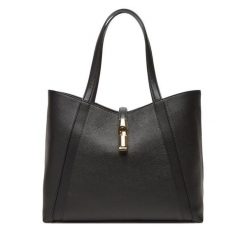 Torebka Furla. Czarne torebki klasyczne damskie Furla, bez dodatków. Za 1,509.00 zł.