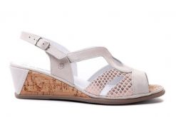 SUAVE 710015-81 natural, sandały damskie. Brązowe sandały damskie Suave, bez wzorów, ze skóry, bez obcasa, na koturnie, bez zapięcia. Za 265.93 zł.
