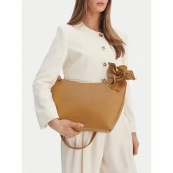 Torebka GINO ROSSI. Brązowe torebki klasyczne damskie Gino Rossi, bez dodatków. Za 229.99 zł.