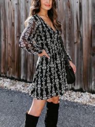 LA Angels Sukienka w kolorze czarnym rozmiar: S. Czarne sukienki damskie LA Angels, bez wzorów, bez ramiączek. Za 165.99 zł.