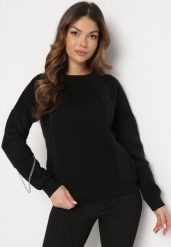 Czarna Bluza z Ozdobnym Łańcuszkiem Letonia. Czarne bluzy damskie Born2be, z aplikacjami, z bawełny, bez kaptura. Za 89.99 zł.