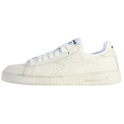 Buty do chodzenia damskie Diadora 6180 Game Low Waxed Bianco. Białe obuwie sportowe damskie Diadora, ze skóry, bez zapięcia, trekkingowe. W wyprzedaży za 368.95 zł.
