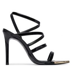 Sandały Just Cavalli. Czarne sandały damskie Just Cavalli, bez wzorów, bez obcasa, na szpilce, bez zapięcia. Za 896.99 zł.