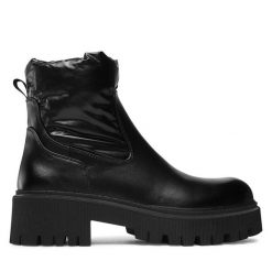 Botki DeeZee. Czarne botki damskie DeeZee, bez obcasa, na płaskiej podeszwie, bez zapięcia. Za 129.99 zł.