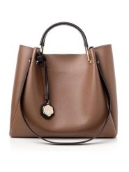 Vince Camuto Torebka "Sicilia" w kolorze brązowym - 32 x 28 x 14 cm rozmiar: onesize. Brązowe torebki klasyczne damskie Vince Camuto, z materiału, na ramię, bez dodatków. Za 165.99 zł.