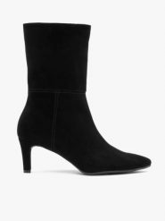 Czarne wyższe botki ze skóry welurowej. Czarne botki damskie Brawo sp. z o.o., ze skóry, bez obcasa, na obcasie, bez zapięcia. Za 529.99 zł.