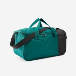 Torba sportowa Kipsta Essential 20 l. Czarne torby podróżne Decathlon, bez wzorów, z materiału, małe. Za 24.99 zł.