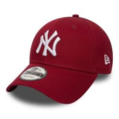Czapka baseballowa New York Yankees. Białe czapki z daszkiem damskie New Era, bez wzorów. Za 231.50 zł.