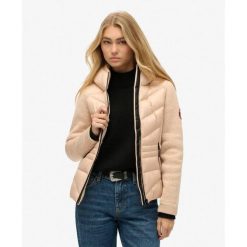 Kurtka hybrydowa z kapturem Storm Knit od SUPERDRY. Brązowe kurtki damskie Superdry, bez wzorów, z kapturem. W wyprzedaży za 496.90 zł.