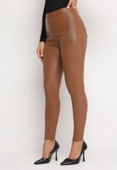 Jasnobrązowe Spodnie Skinny z Imitacji Skóry Stana. Brązowe rurki damskie Born2be, bez wzorów, z jeansu, z podwyższonym stanem. Za 84.99 zł.