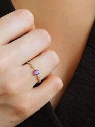 DIA DIAMONDS Pozłacany pierścionek z diamentami i ametystem rozmiar: 58. Różowe pierścionki damskie DIA DIAMONDS, z ametystem, pozłacane. Za 236.61 zł.