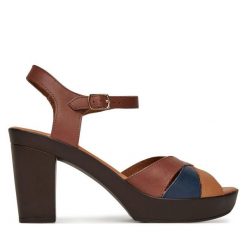 Sandały Lasocki. Brązowe sandały damskie Lasocki, bez wzorów, bez obcasa, na słupku, bez zapięcia. Za 169.99 zł.