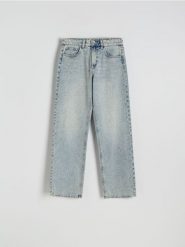 Jeansy straight z cekinami - niebieski. Niebieskie jeansy damskie Reserved. W wyprzedaży za 99.99 zł.