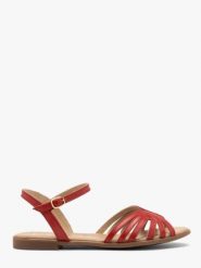 Czerwone sandały damskie płaskie. Czerwone sandały damskie Ryłko, bez wzorów, ze skóry, bez obcasa, na płaskiej podeszwie, bez zapięcia. Za 329.99 zł.