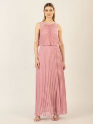 APART Sukienka w kolorze jasnoróżowym rozmiar: 44. Różowe sukienki damskie Apart, bez wzorów, bez ramiączek. Za 310.38 zł.