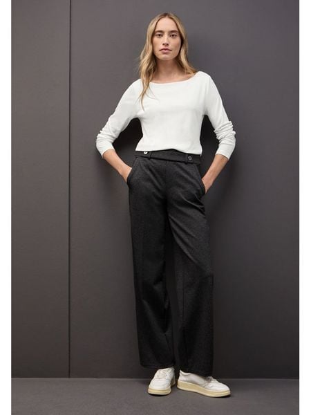 Street One Koszulka w kolorze białym rozmiar: 38. Białe koszulki damskie Street One, bez wzorów, bez kołnierzyka, bez ramiączek. Za 113.36 zł.