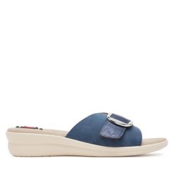 Klapki Go Soft. Niebieskie klapki damskie GO SOFT, bez wzorów, bez obcasa, bez zapięcia. Za 119.99 zł.