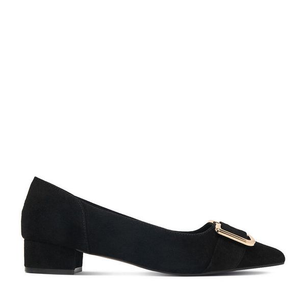 Czółenka Lasocki. Czarne czółenka damskie Lasocki, bez wzorów, bez obcasa. Za 269.99 zł.
