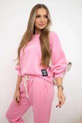 Komplet masełko bluza + spodnie jasny różowy. Czerwone bluzy damskie KESI, l, bez wzorów, z dresówki, bez kaptura. Za 342.93 zł.