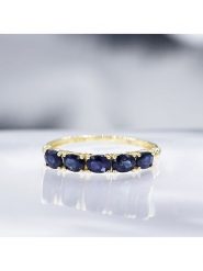 CARATELLI Złoty pierścionek "Binty" z szafirami rozmiar: 56. Niebieskie pierścionki damskie CARATELLI, z szafirem, złote. Za 1,031.95 zł.