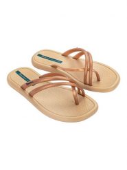 Ipanema Japonki w kolorze złoto-beżowym rozmiar: 38. Brązowe klapki damskie Ipanema, bez wzorów, z tworzywa sztucznego, z otwartym noskiem, bez obcasa, bez zapięcia. Za 87.19 zł.