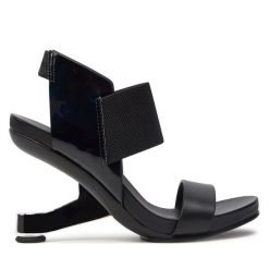 Sandały United Nude. Czarne sandały damskie United Nude, bez wzorów, bez obcasa, na słupku, bez zapięcia. Za 1,599.00 zł.
