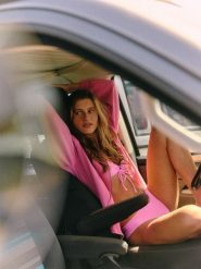 4F Dół od bikini damski - różowy L. Czerwone bikini 4F, bez wzorów, z dzianiny. Za 69.99 zł.