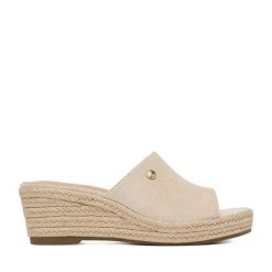 Espadryle Beverly Hills Polo Club. Brązowe espadryle damskie Beverly Hills Polo Club, bez wzorów, bez obcasa. Za 249.99 zł.