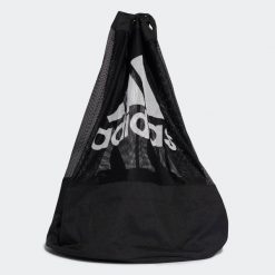 Torba na piłki Adidas. Białe torby sportowe Adidas, bez wzorów. W wyprzedaży za 138.60 zł.