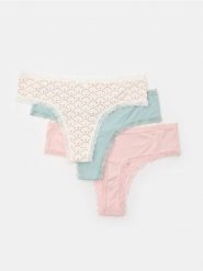 Stringi typu tanga 3 pack - wielobarwny. Czerwone stringi Sinsay, bez wzorów. Za 25.99 zł.