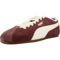 Buty PUMA YELLOW 40445619 Bordeaux. Czerwone obuwie trekkingowe damskie Puma, ze skóry, bez zapięcia. Za 283.99 zł.