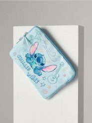 Torba na laptopa Stitch - niebieski. Niebieskie torby na laptopa Sinsay, bez wzorów. Za 29.99 zł.