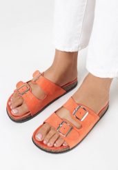Pomarańczowe Klapki Kleogoria. Brązowe klapki damskie Born2be, bez wzorów, bez obcasa, na płaskiej podeszwie, bez zapięcia. Za 59.99 zł.