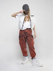 DKNY Jeansy D34B02 D Miedziany Regular Fit. Brązowe jeansy dziewczęce DKNY, bez wzorów, z bawełny. Za 229.50 zł.