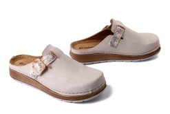 INBLU GS-54 002 beżowy, klapki damskie. Brązowe klapki damskie Inblu, bez wzorów, bez obcasa, bez zapięcia. Za 129.90 zł.