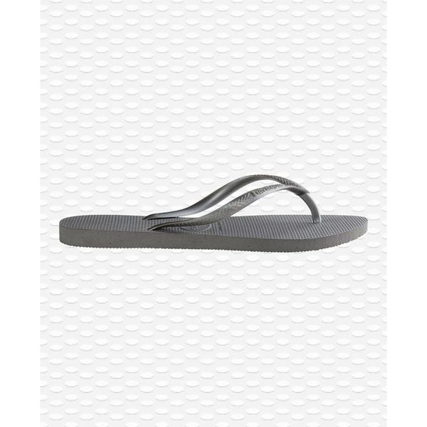 Klapki damskie Havaianas Slim. Szare klapki damskie Havaianas, bez wzorów, z gumy, bez obcasa, bez zapięcia. Za 87.00 zł.