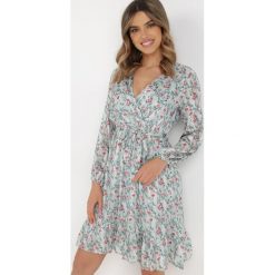 Miętowa Sukienka Raikea. Zielone sukienki damskie Born2be, bez wzorów, bez ramiączek. Za 159.99 zł.