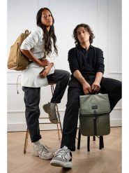 Maison héritage PARIS Plecak "Dosi" w kolorze khaki - 29,5 x 42 x 12 cm rozmiar: onesize. Brązowe plecaki maison héritage PARIS, bez wzorów, z materiału. Za 333.81 zł.