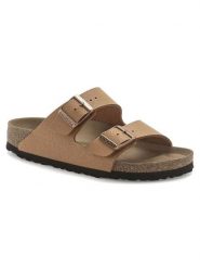 Birkenstock Klapki "Arizona" w kolorze jasnobrązowym rozmiar: 39. Brązowe klapki damskie Birkenstock, bez wzorów, z otwartym noskiem, bez obcasa, bez zapięcia. Za 357.95 zł.