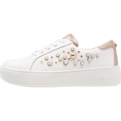 Michael Kors ZIA MAVEN WINK Tenisówki i Trampki white. Białe trampki chłopięce Michael Kors, z materiału. W wyprzedaży za 407.20 zł.