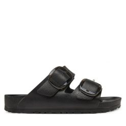 Klapki Birkenstock. Czarne klapki damskie Birkenstock, bez wzorów, bez obcasa, bez zapięcia. Za 199.99 zł.