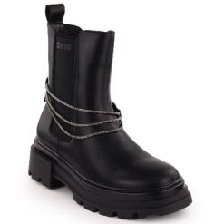 Skórzane sztyblety damskie botki czarne Big Star. Czarne botki damskie retro, bez obcasa, bez zapięcia. Za 359.10 zł.